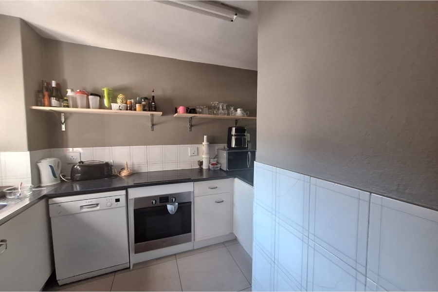To Let 2 Bedroom Property for Rent in Essenwood KwaZulu-Natal