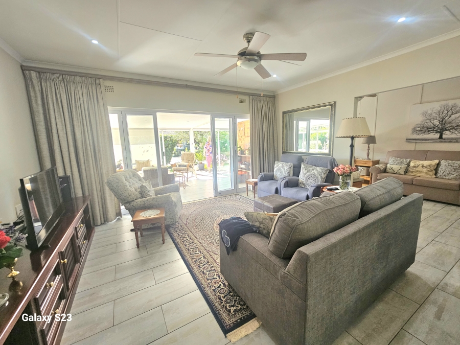 3 Bedroom Property for Sale in Amberglen KwaZulu-Natal