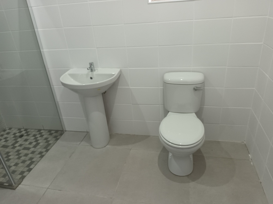 To Let 1 Bedroom Property for Rent in Waterfall KwaZulu-Natal