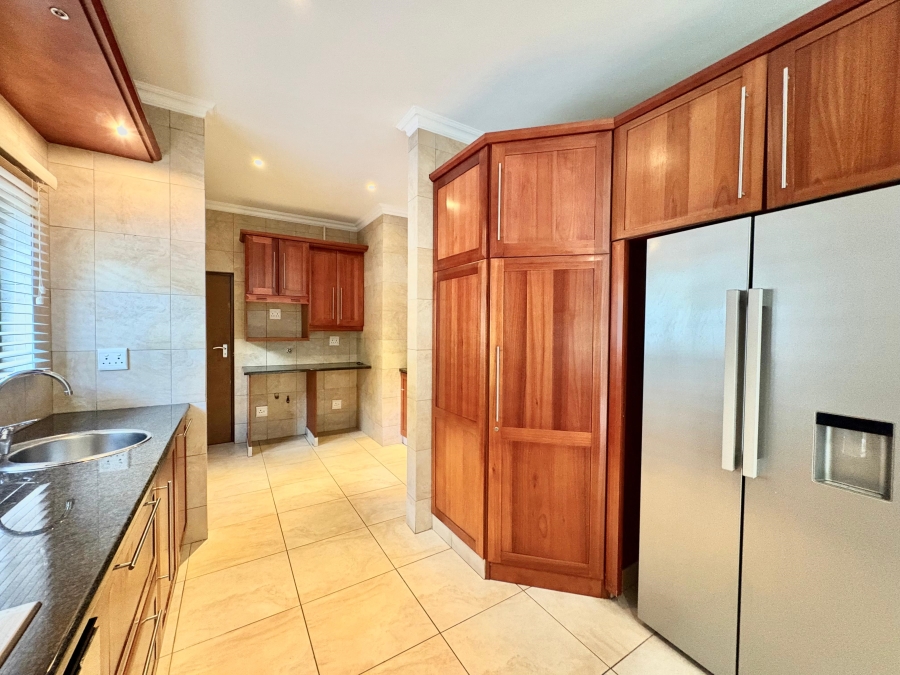 To Let 4 Bedroom Property for Rent in Ballito Central KwaZulu-Natal