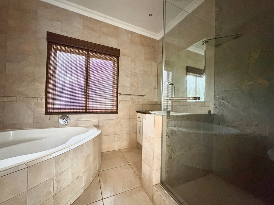 To Let 4 Bedroom Property for Rent in Ballito Central KwaZulu-Natal