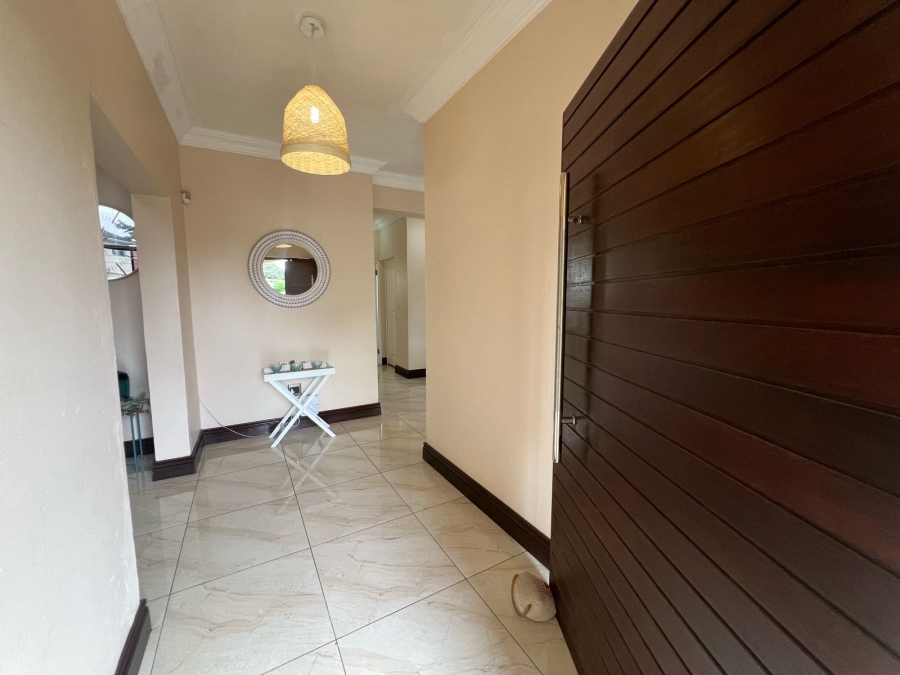 4 Bedroom Property for Sale in Gandhinagar KwaZulu-Natal