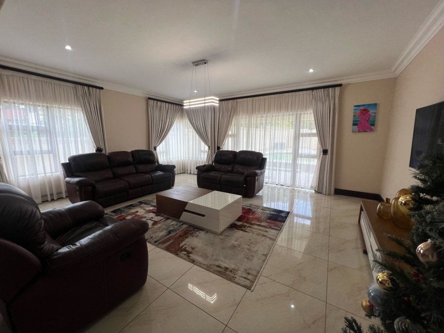 4 Bedroom Property for Sale in Gandhinagar KwaZulu-Natal