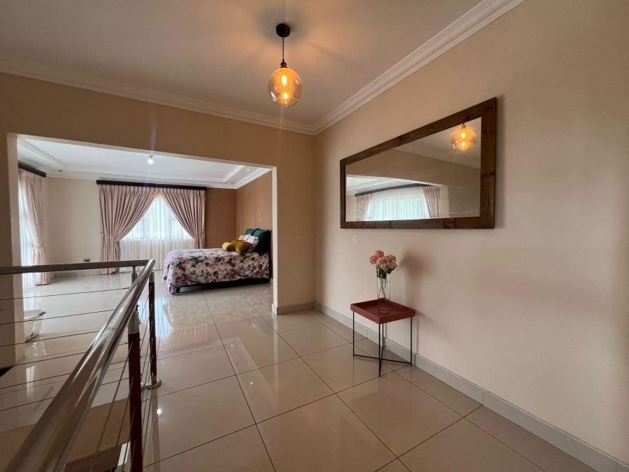 4 Bedroom Property for Sale in Gandhinagar KwaZulu-Natal