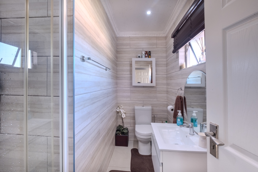 3 Bedroom Property for Sale in Glen Ashley KwaZulu-Natal