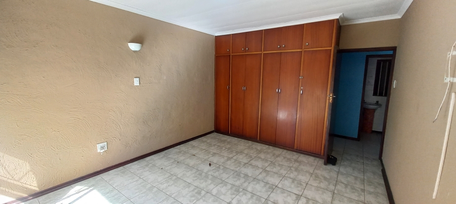 3 Bedroom Property for Sale in Margate Beach KwaZulu-Natal