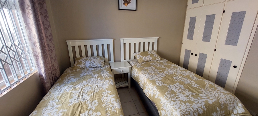 2 Bedroom Property for Sale in Lawrence Rocks KwaZulu-Natal