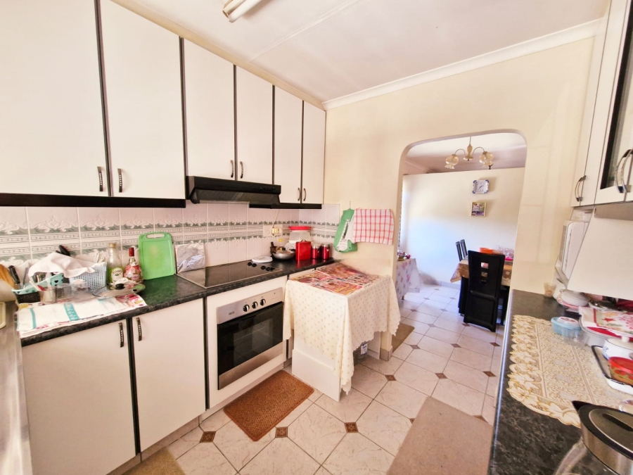 4 Bedroom Property for Sale in Dawncrest KwaZulu-Natal