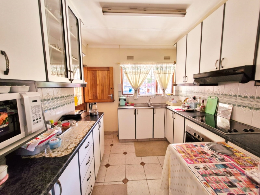 4 Bedroom Property for Sale in Dawncrest KwaZulu-Natal