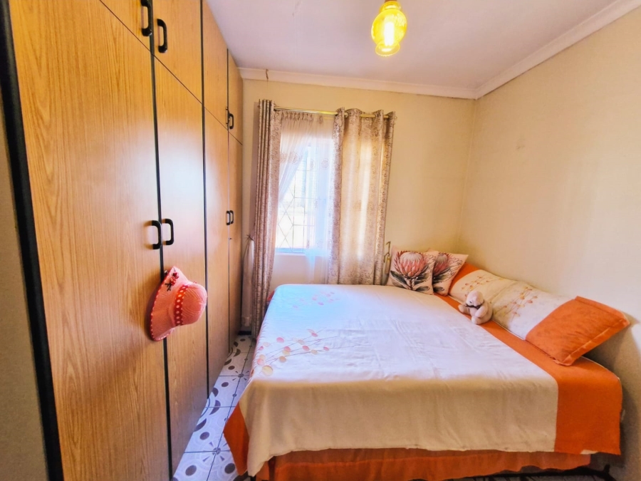 4 Bedroom Property for Sale in Dawncrest KwaZulu-Natal