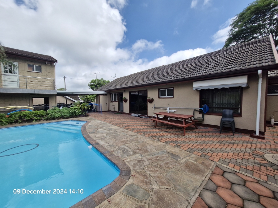 To Let 4 Bedroom Property for Rent in Moseley Park KwaZulu-Natal