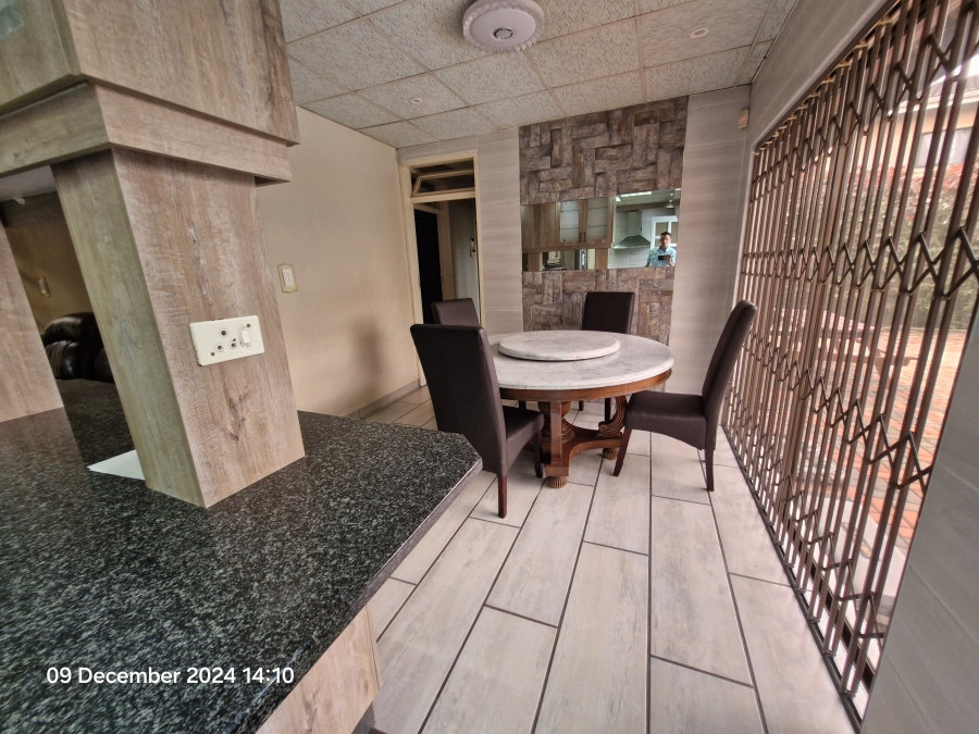 To Let 4 Bedroom Property for Rent in Moseley Park KwaZulu-Natal