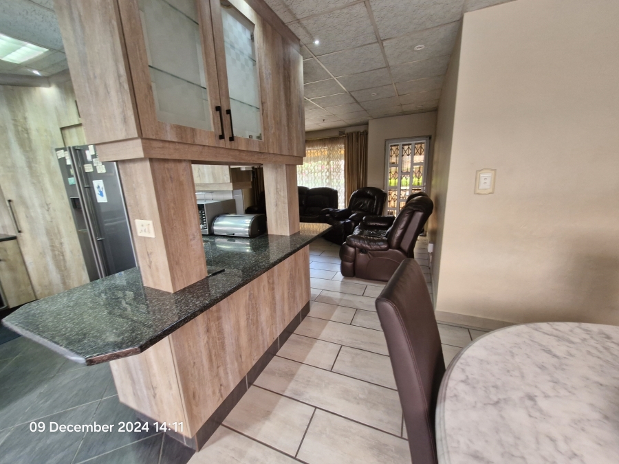 To Let 4 Bedroom Property for Rent in Moseley Park KwaZulu-Natal