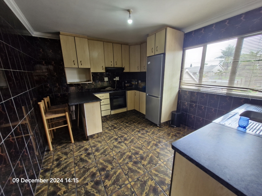 To Let 4 Bedroom Property for Rent in Moseley Park KwaZulu-Natal