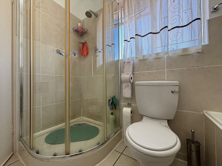 2 Bedroom Property for Sale in Glenwood KwaZulu-Natal