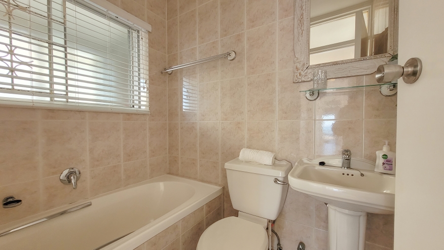 3 Bedroom Property for Sale in Willard Beach KwaZulu-Natal