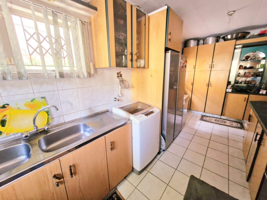 3 Bedroom Property for Sale in Brindhaven KwaZulu-Natal