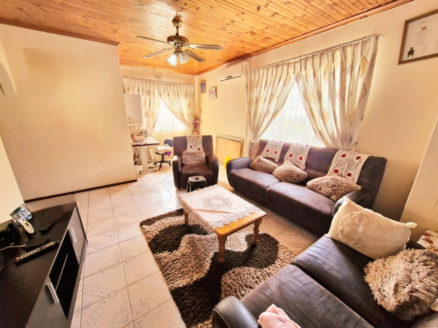 3 Bedroom Property for Sale in Brindhaven KwaZulu-Natal
