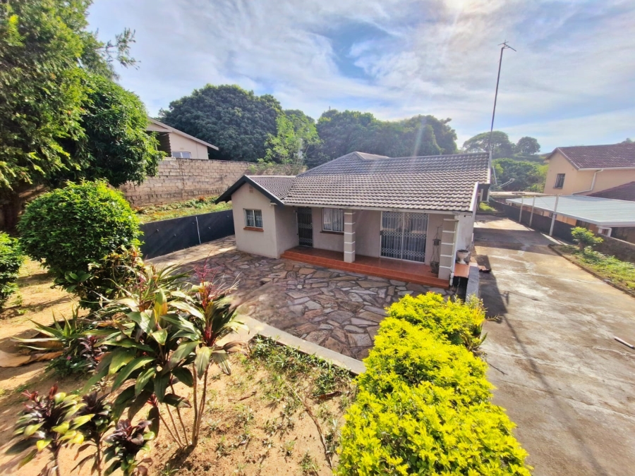 3 Bedroom Property for Sale in Brindhaven KwaZulu-Natal