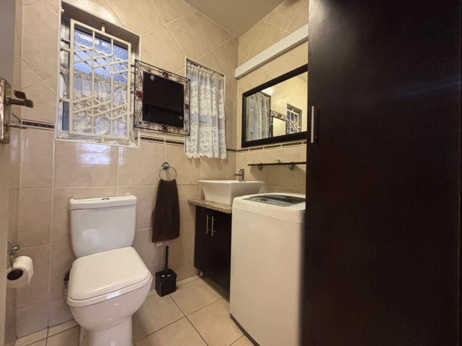 2 Bedroom Property for Sale in North Beach KwaZulu-Natal