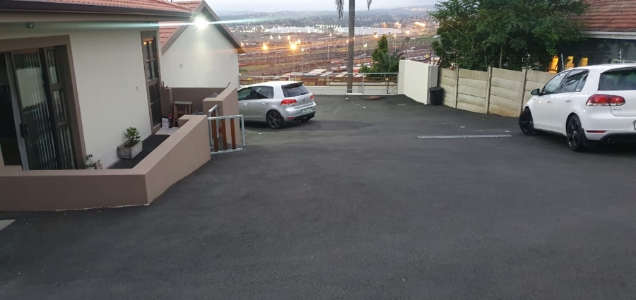 To Let 2 Bedroom Property for Rent in Bluff KwaZulu-Natal