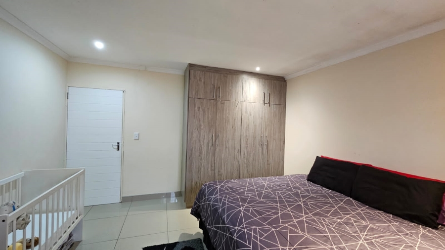 To Let 2 Bedroom Property for Rent in Bluff KwaZulu-Natal