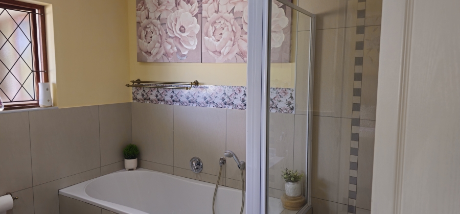 2 Bedroom Property for Sale in Howick North KwaZulu-Natal