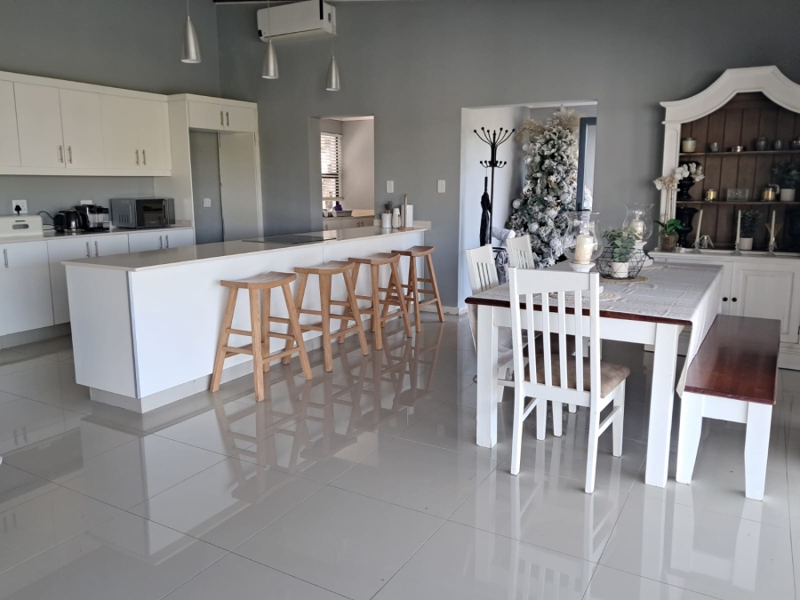 4 Bedroom Property for Sale in Palm Lakes Estate KwaZulu-Natal