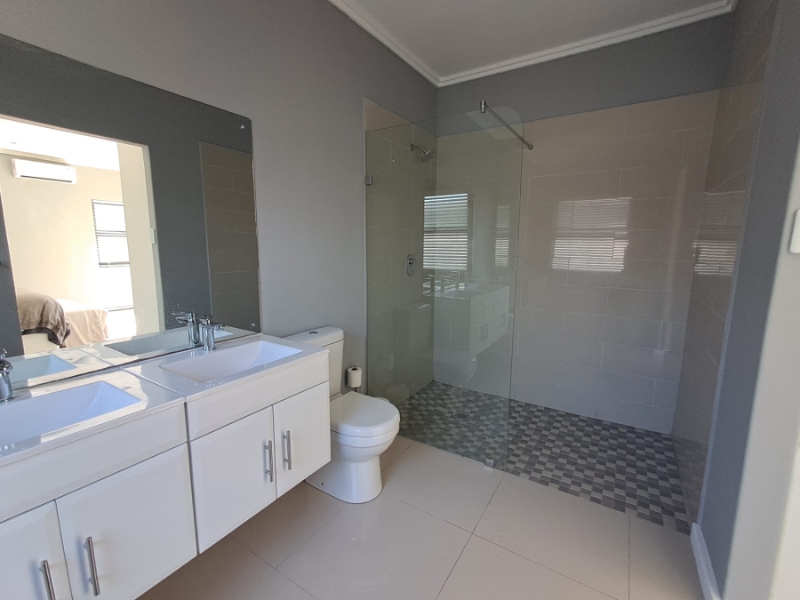 4 Bedroom Property for Sale in Palm Lakes Estate KwaZulu-Natal