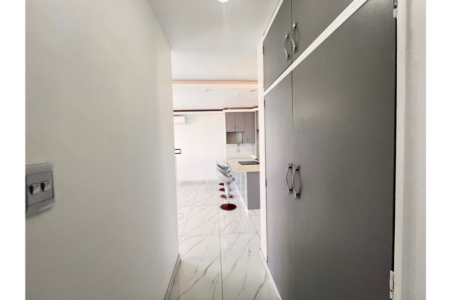 2 Bedroom Property for Sale in South Beach KwaZulu-Natal