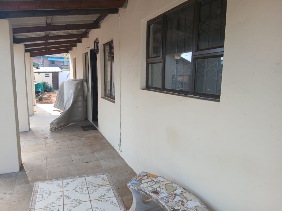 To Let 2 Bedroom Property for Rent in Bluff KwaZulu-Natal