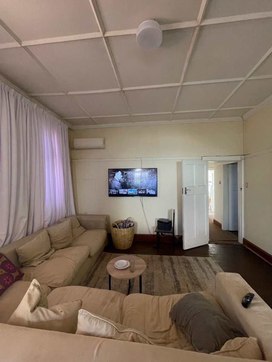To Let 4 Bedroom Property for Rent in Glenwood KwaZulu-Natal