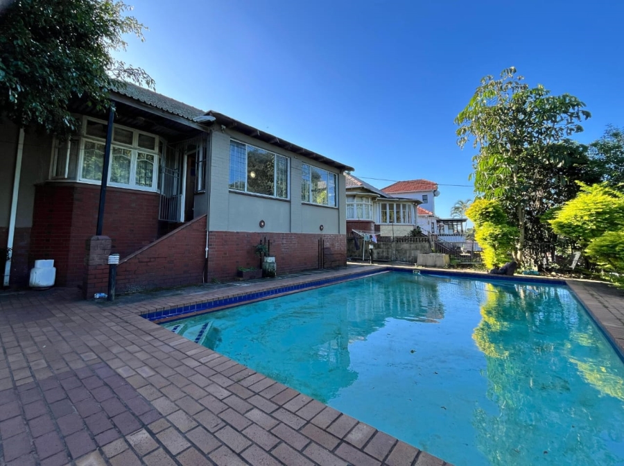 6 Bedroom Property for Sale in Umbilo KwaZulu-Natal