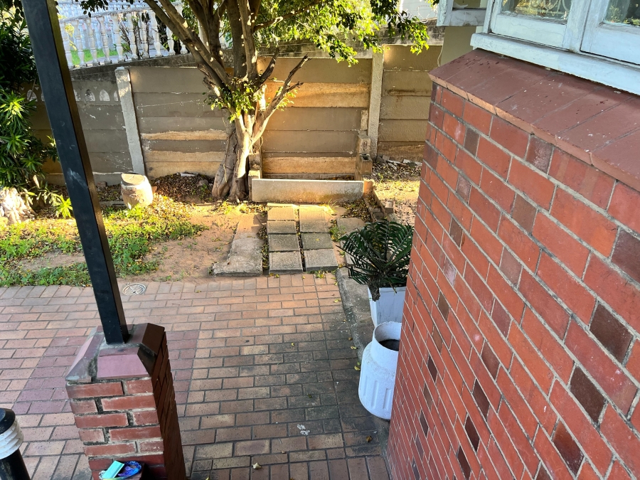 6 Bedroom Property for Sale in Umbilo KwaZulu-Natal