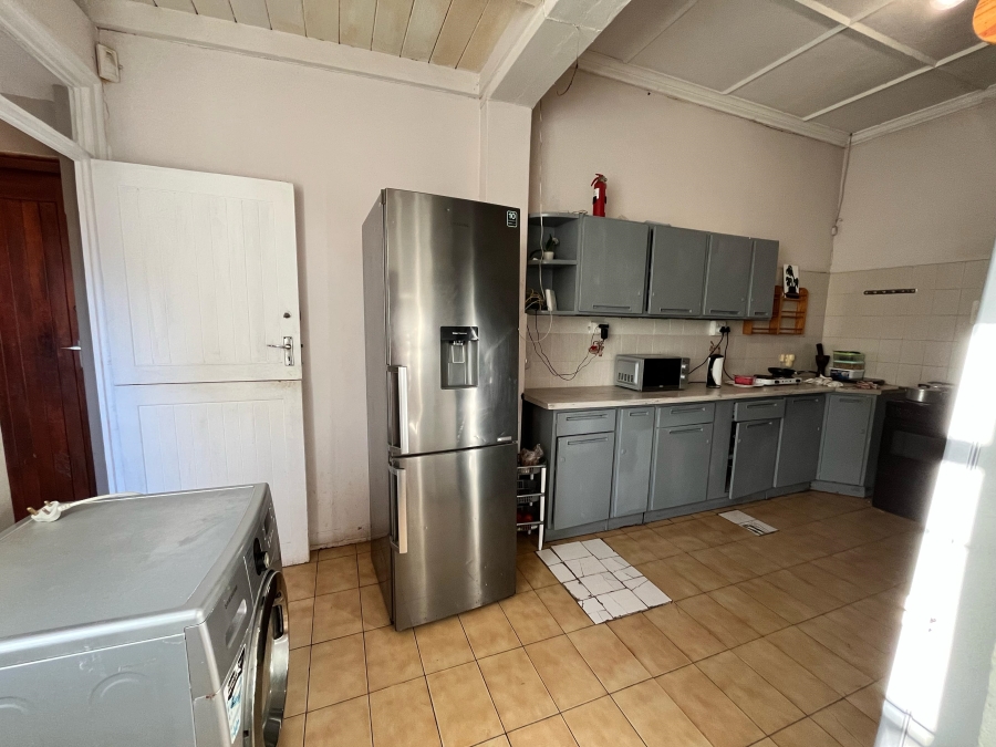 6 Bedroom Property for Sale in Umbilo KwaZulu-Natal