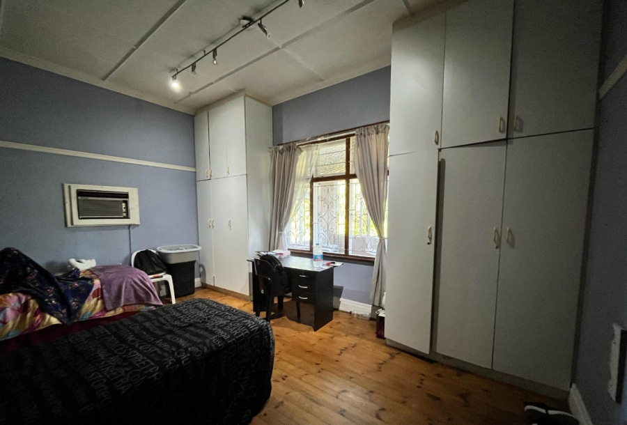 6 Bedroom Property for Sale in Umbilo KwaZulu-Natal