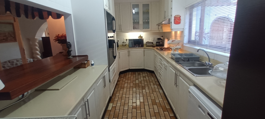 4 Bedroom Property for Sale in Brighton Beach KwaZulu-Natal