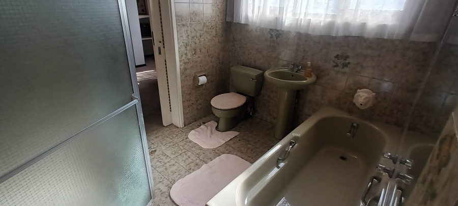 4 Bedroom Property for Sale in Brighton Beach KwaZulu-Natal