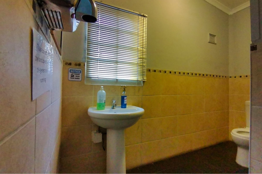 Commercial Property for Sale in Scottsville KwaZulu-Natal