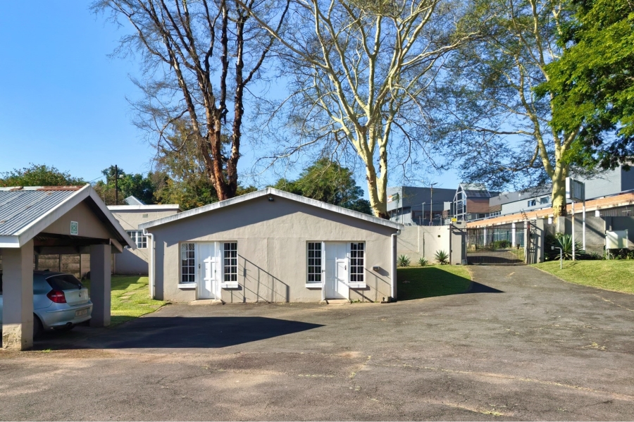 Commercial Property for Sale in Scottsville KwaZulu-Natal