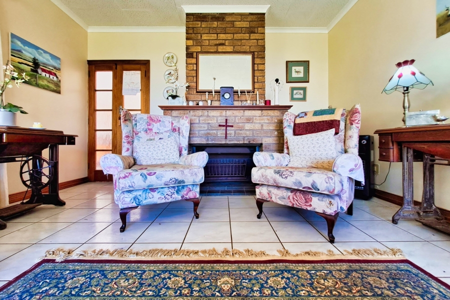 4 Bedroom Property for Sale in Worlds View KwaZulu-Natal