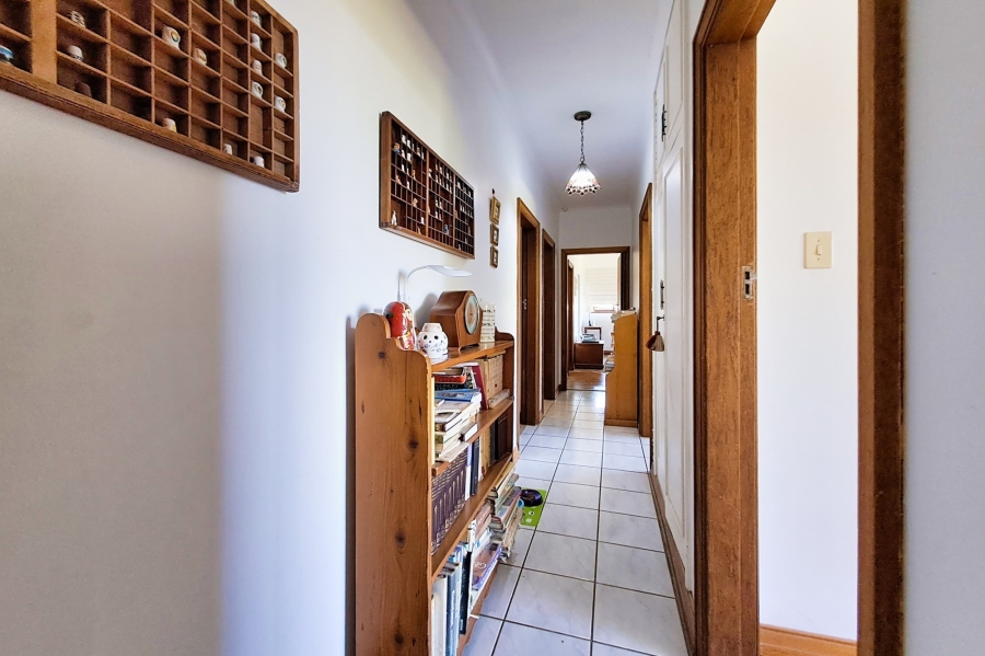 4 Bedroom Property for Sale in Worlds View KwaZulu-Natal