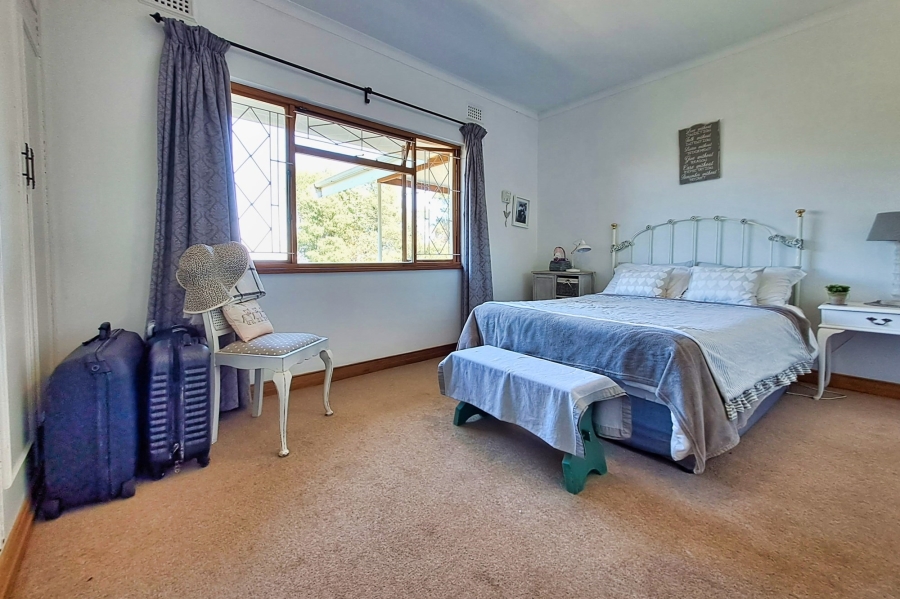 4 Bedroom Property for Sale in Worlds View KwaZulu-Natal