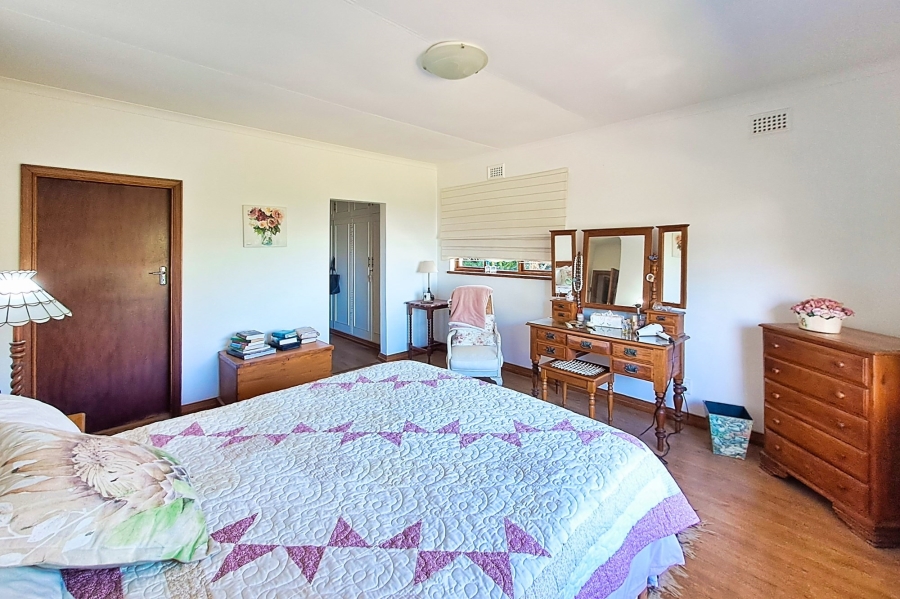 4 Bedroom Property for Sale in Worlds View KwaZulu-Natal