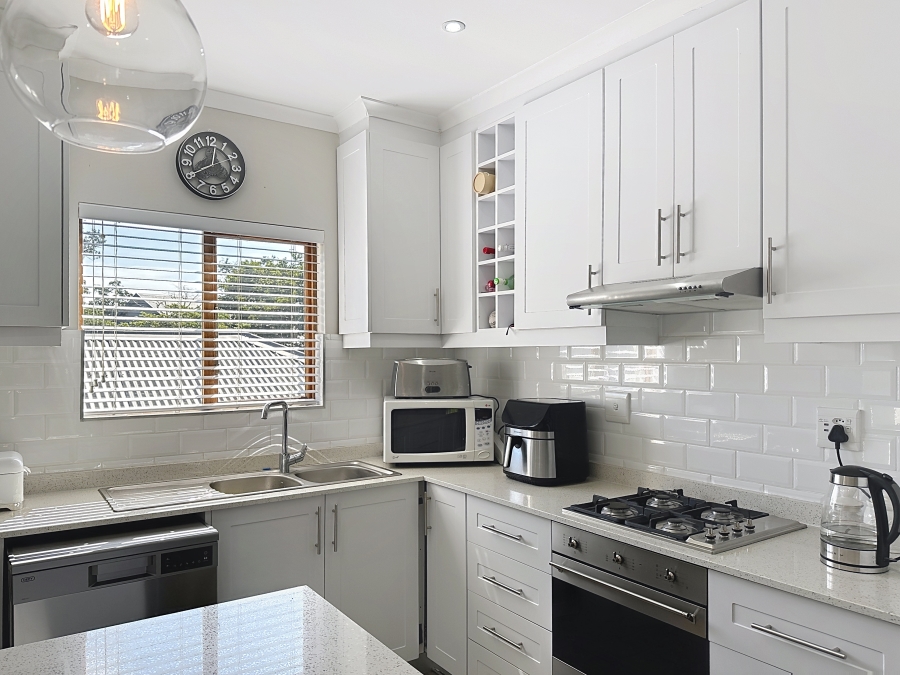 3 Bedroom Property for Sale in Ballitoville KwaZulu-Natal