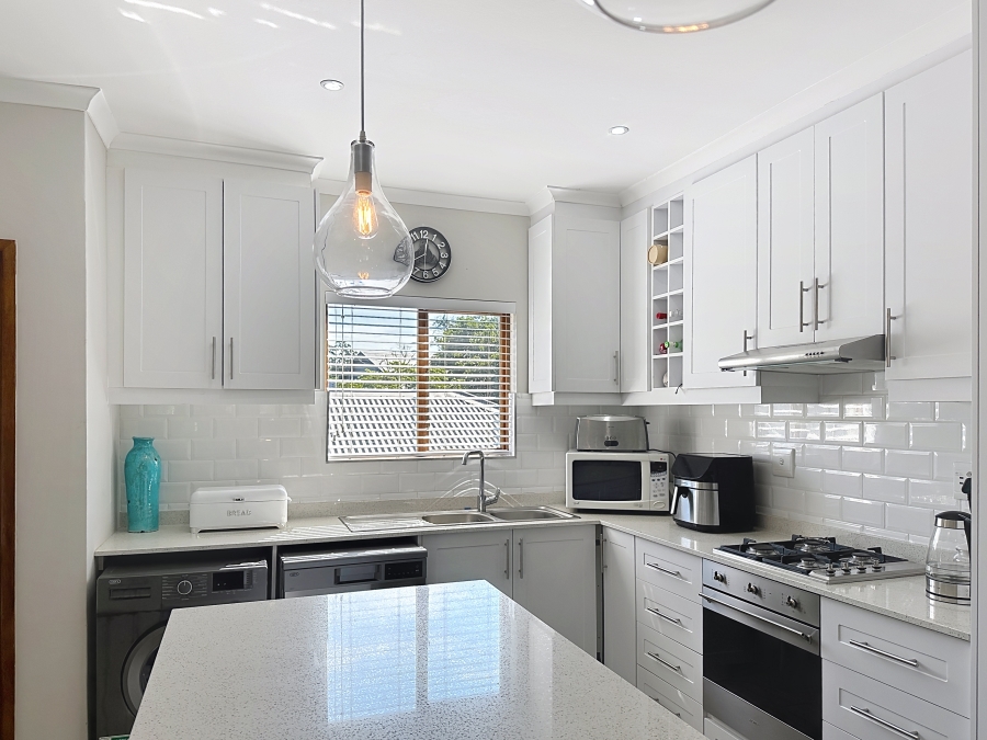 3 Bedroom Property for Sale in Ballitoville KwaZulu-Natal