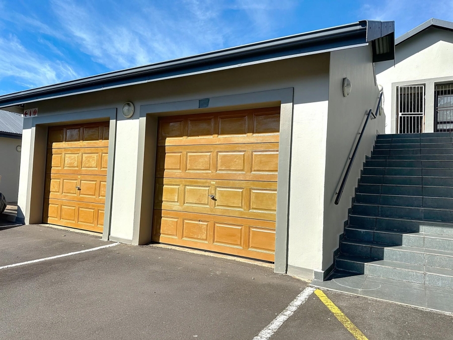 3 Bedroom Property for Sale in Ballitoville KwaZulu-Natal