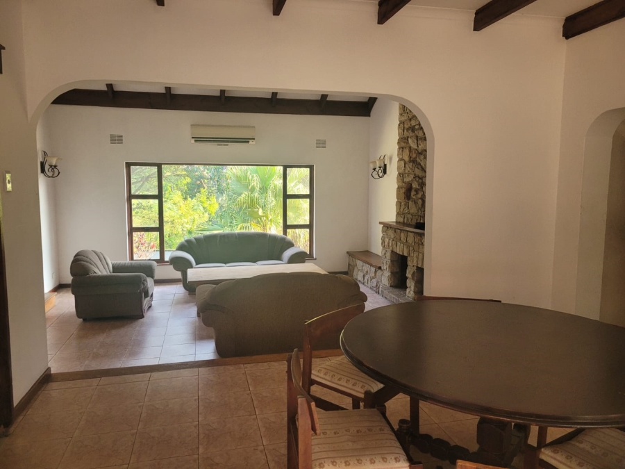 5 Bedroom Property for Sale in Manaba Beach KwaZulu-Natal