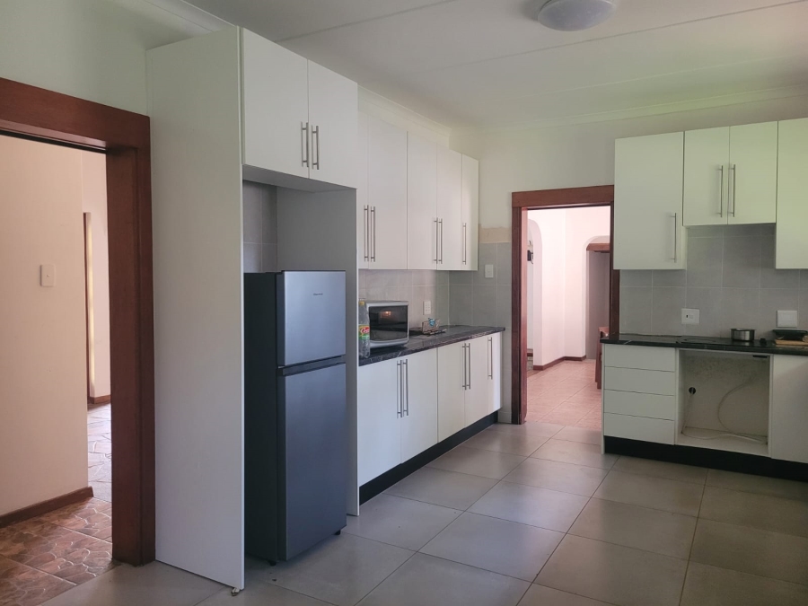 5 Bedroom Property for Sale in Manaba Beach KwaZulu-Natal