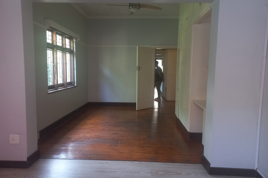 5 Bedroom Property for Sale in Scottsville KwaZulu-Natal